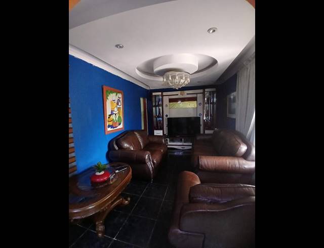 3 BEDROOM HOUSE FOR SALE IN RONDEBULT